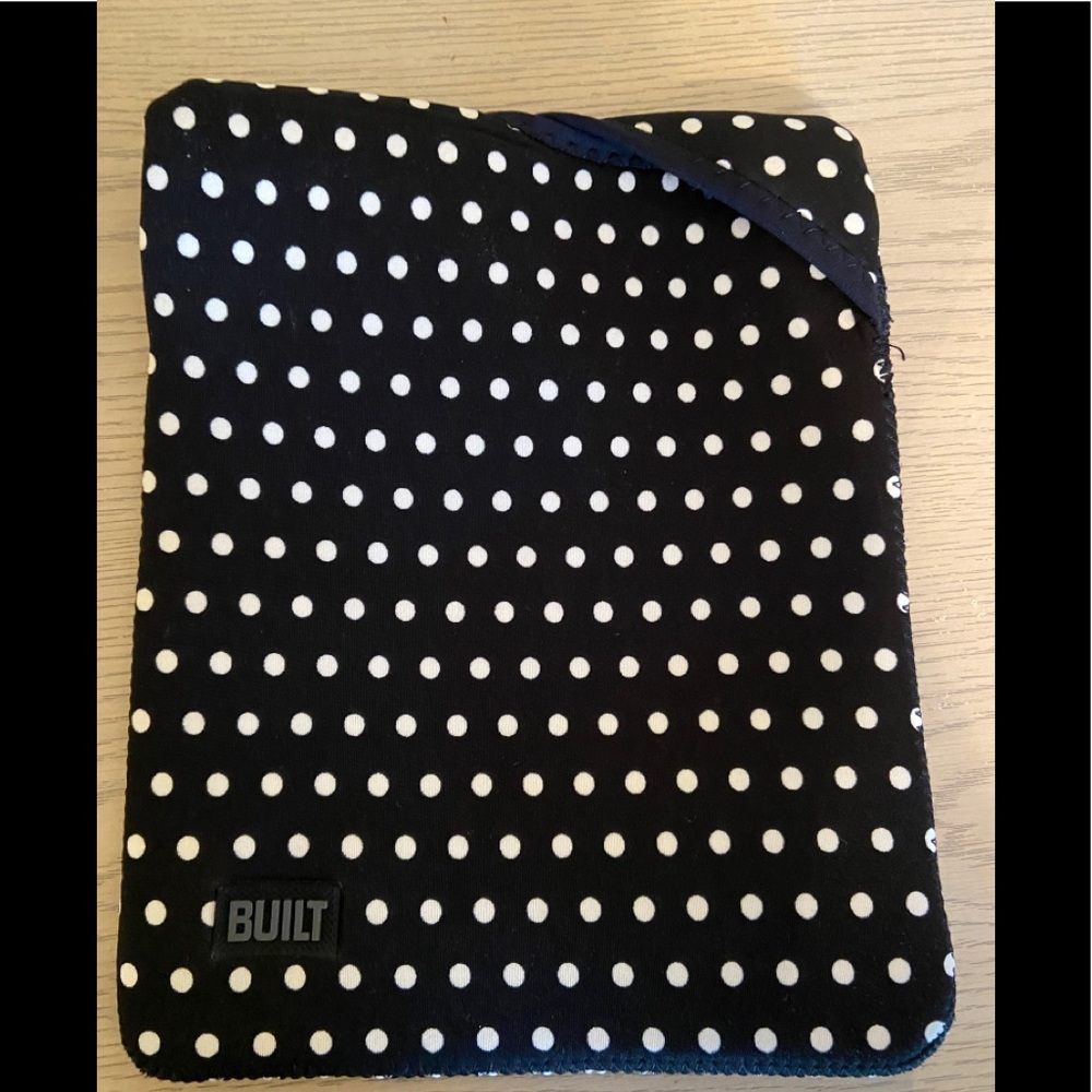 Built iPad case w padding inside